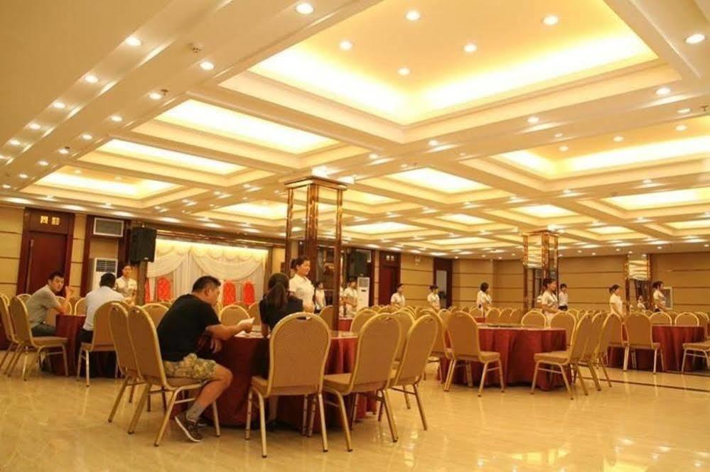 Ronghe Holiday Hotel Shiyan  Εξωτερικό φωτογραφία