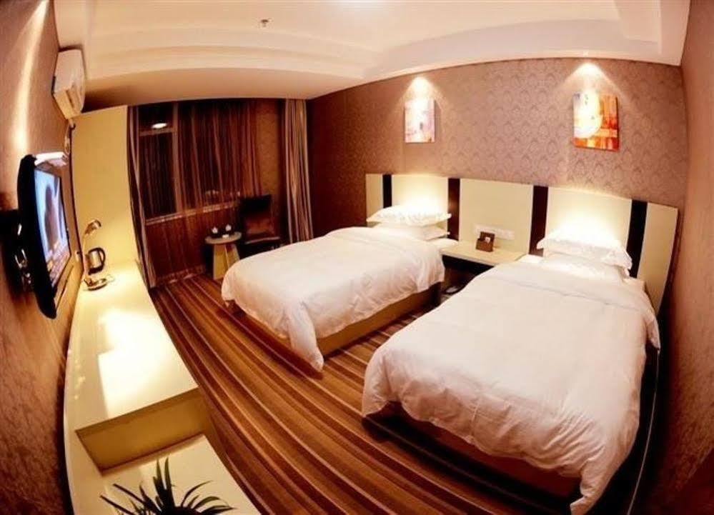 Ronghe Holiday Hotel Shiyan  Εξωτερικό φωτογραφία