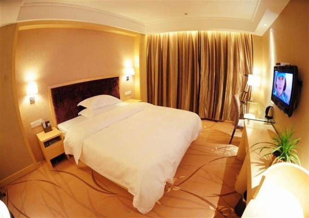 Ronghe Holiday Hotel Shiyan  Εξωτερικό φωτογραφία