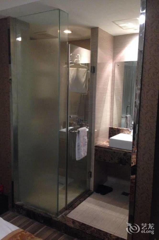 Ronghe Holiday Hotel Shiyan  Εξωτερικό φωτογραφία