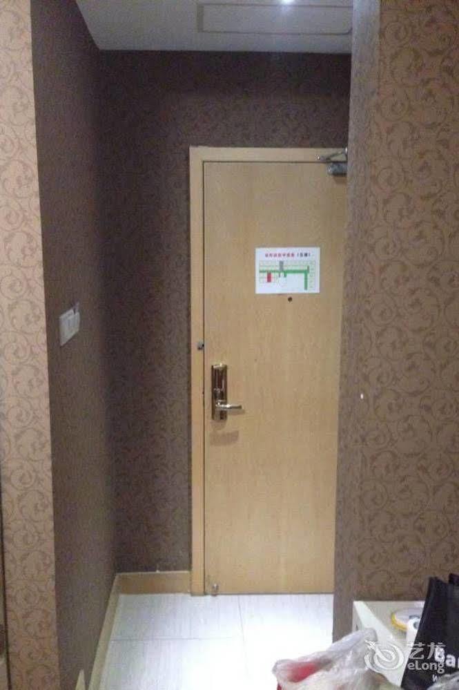 Ronghe Holiday Hotel Shiyan  Εξωτερικό φωτογραφία